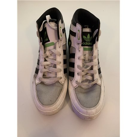 Adidas Black White and Green Hard Court Big Logo Mens Trainers Uk Size Uk 10.5 Q22060