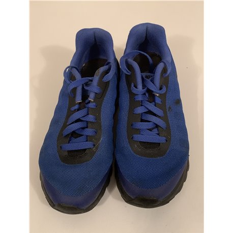 Nike Blue and Black Air Max Invigor Boys Trainers Uk Size Uk 6 749572-402