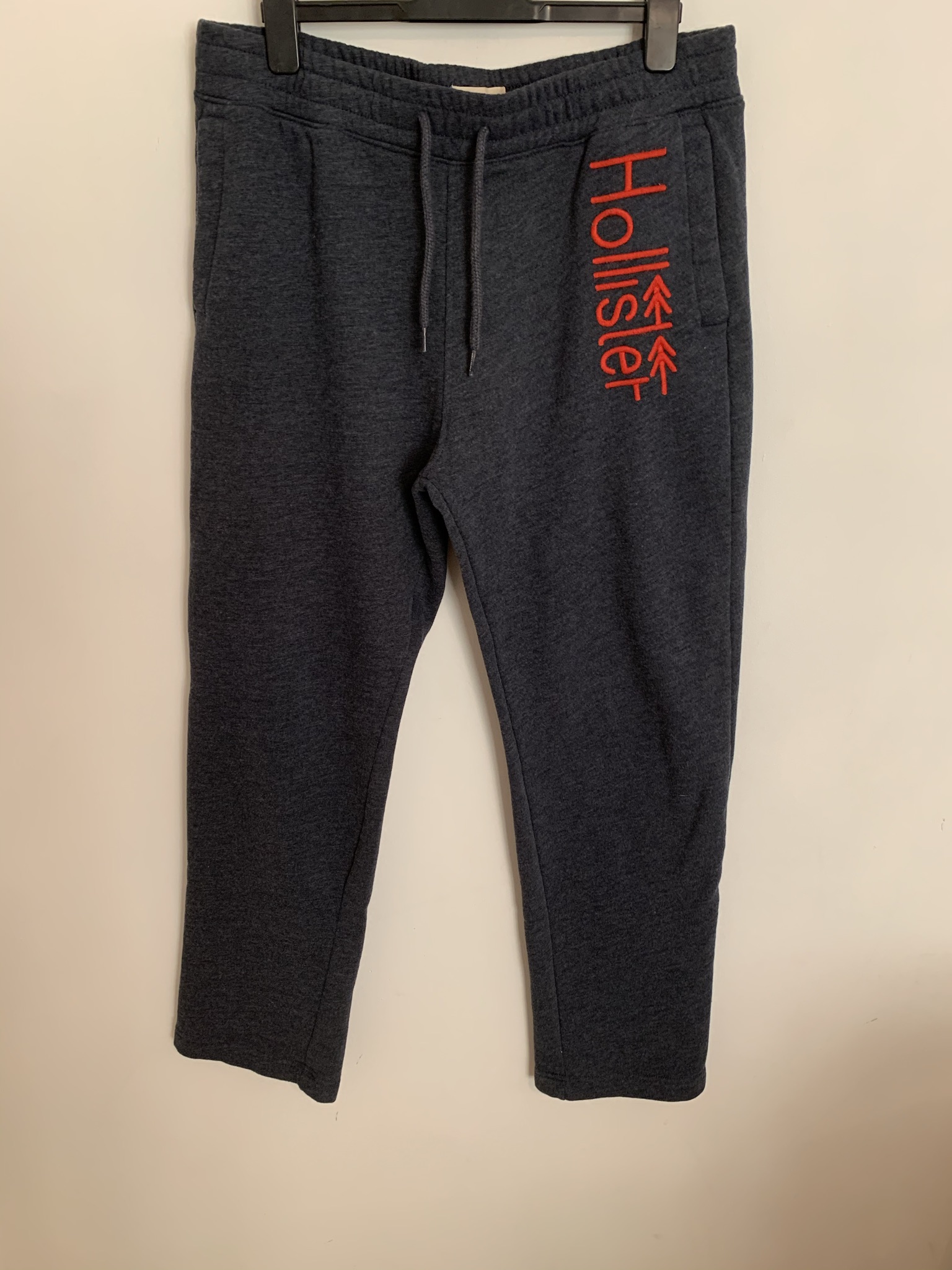 Hollister tracksuit hotsell